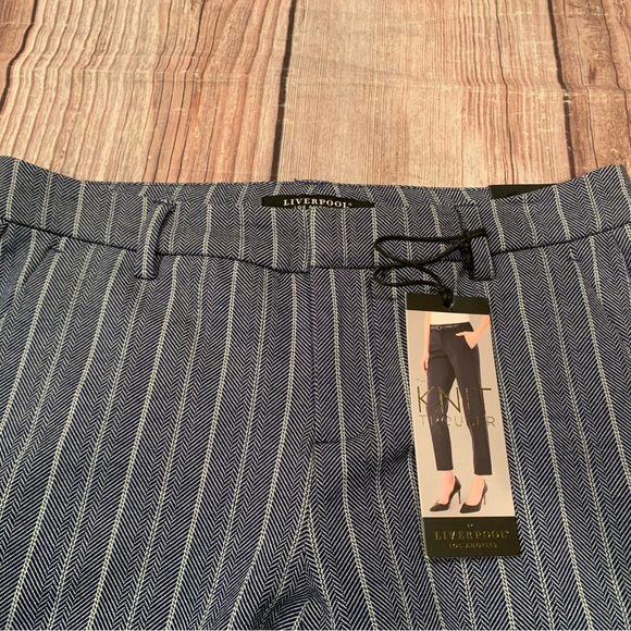 NWT Liverpool Los Angeles trouser pant size 6/28
Inseam 29” - Picture 4 of 10